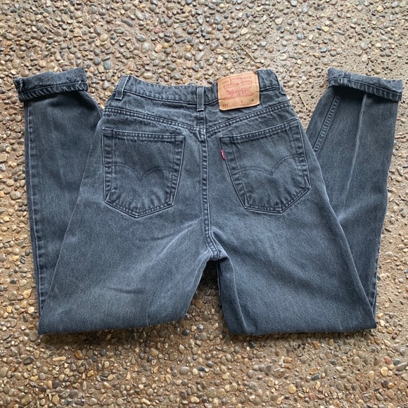 vintage 80's levi's 504 high waisted jeans